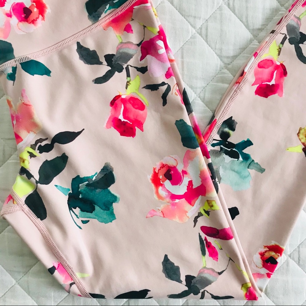 NWT Athleta Painted Flower Elation 7/8 Tight - Picture 4 of 7